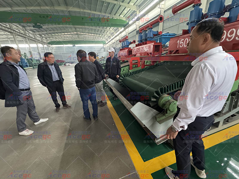 蒙古國客戶實地考察尾礦選礦生產(chǎn)線